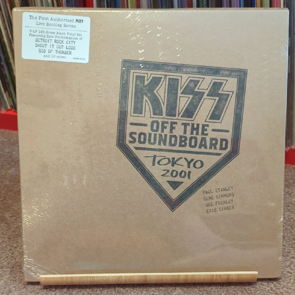 Kiss Off the Soundboard Tokyo Vinyl with Black Logo